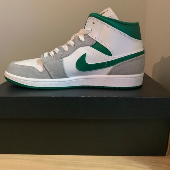 Jordan 1 mid grey pine green exclusive - Picture 2 of 9